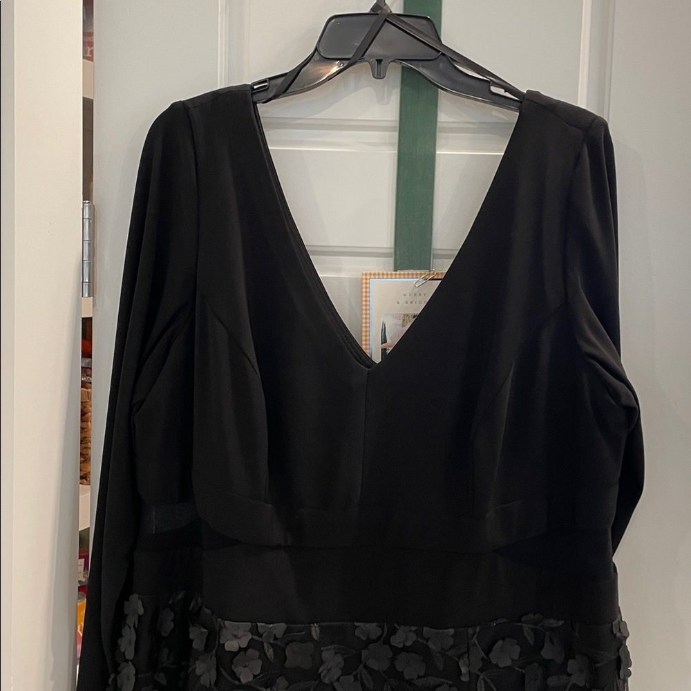 Xscape sheer 3-D floral skirt gown - Picture 4 of 6